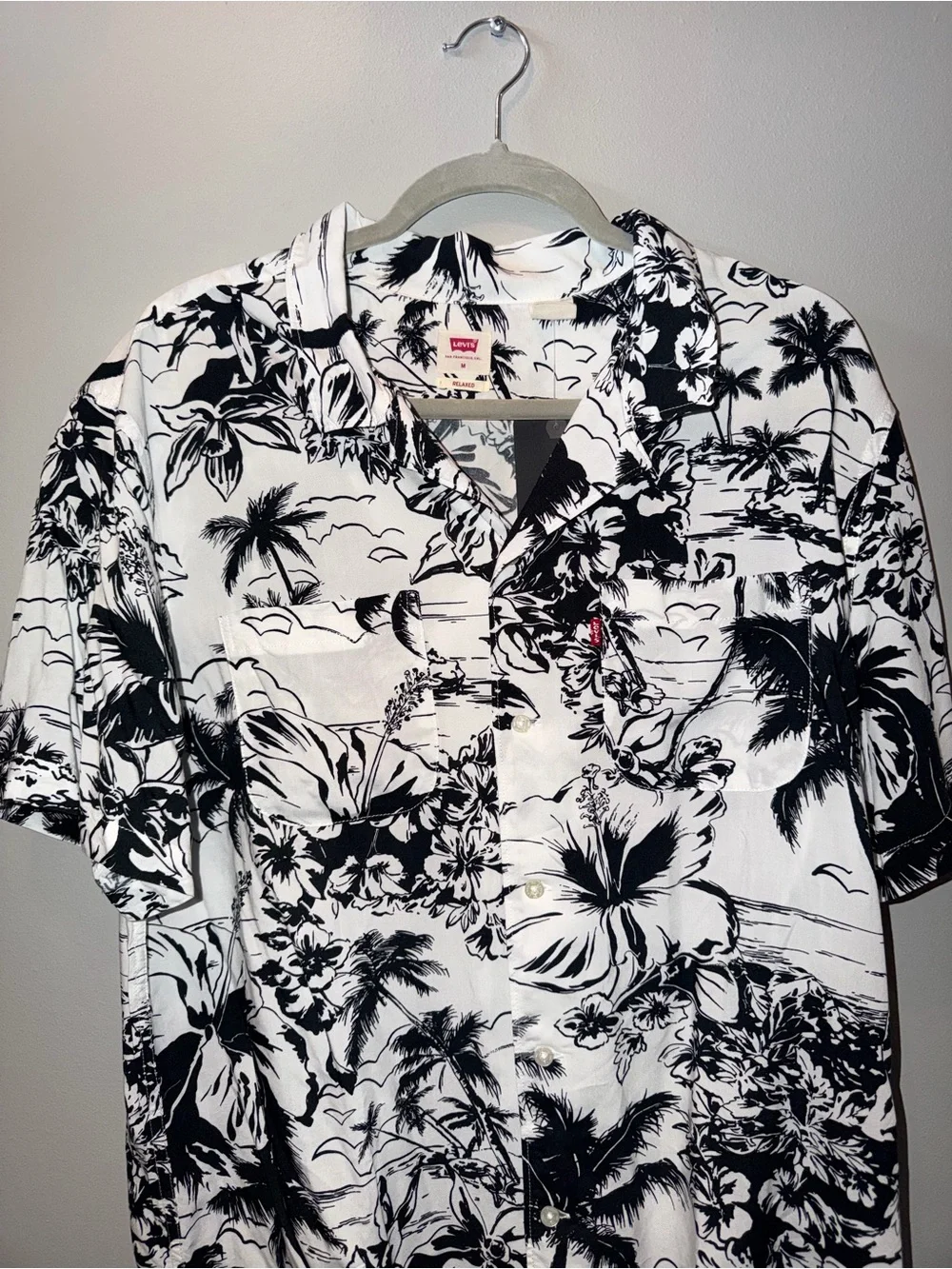 Levi's Black and White Tropical Print Button-Down Shirt - Men